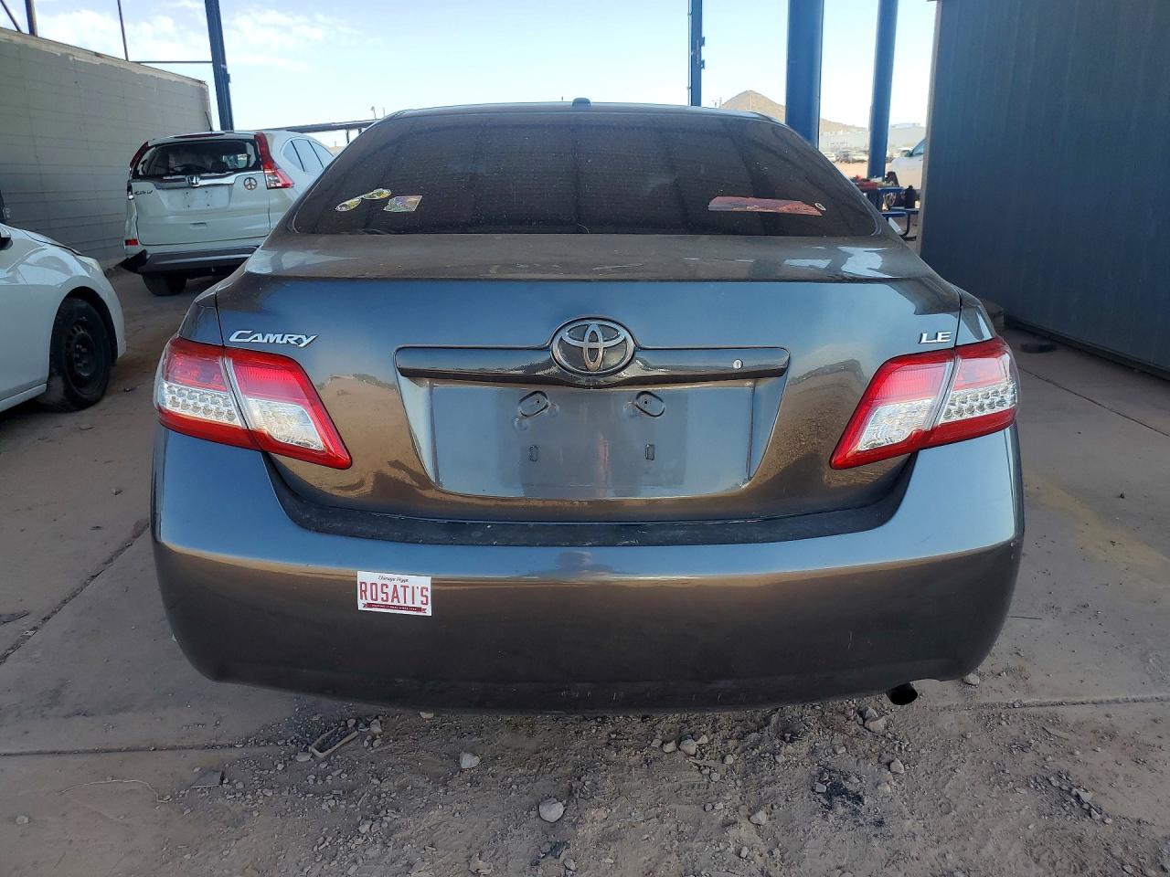 2010 Toyota Camry Le Серый vin: 4T4BF3EK7AR069783