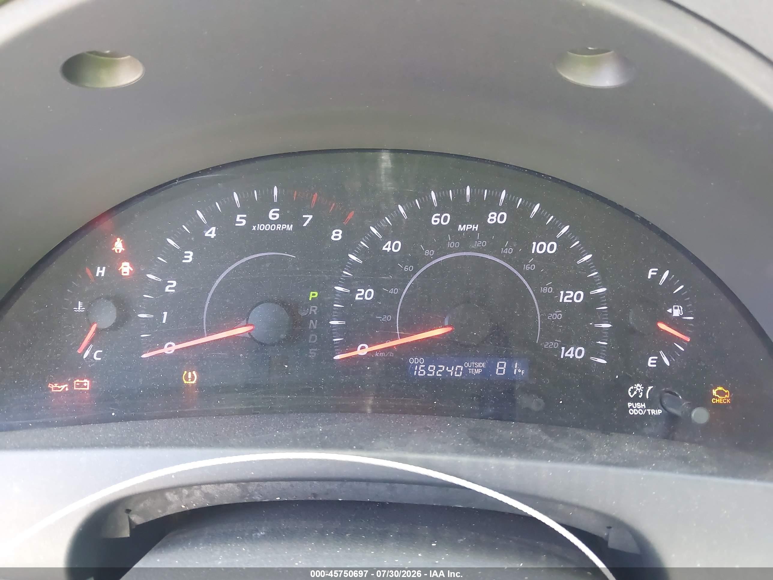 2010 Toyota Camry Le White vin: 4T4BF3EK7AR087071