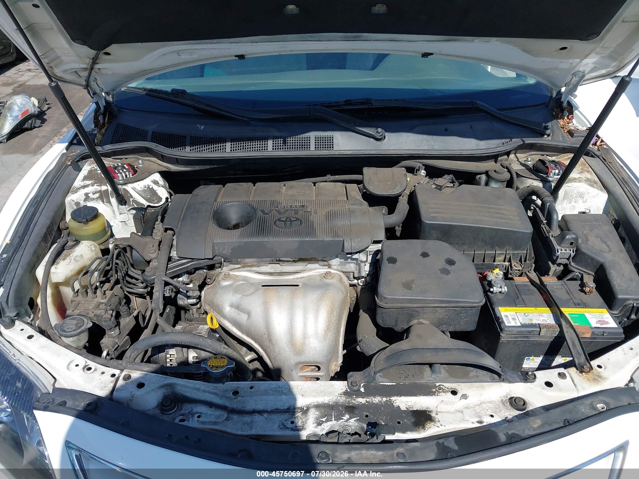 2010 Toyota Camry Le White vin: 4T4BF3EK7AR087071