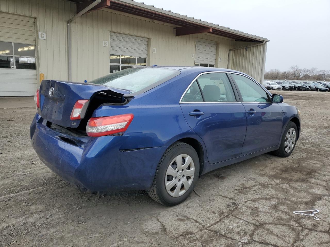 2011 Toyota Camry Base Blue vin: 4T4BF3EK7BR087749
