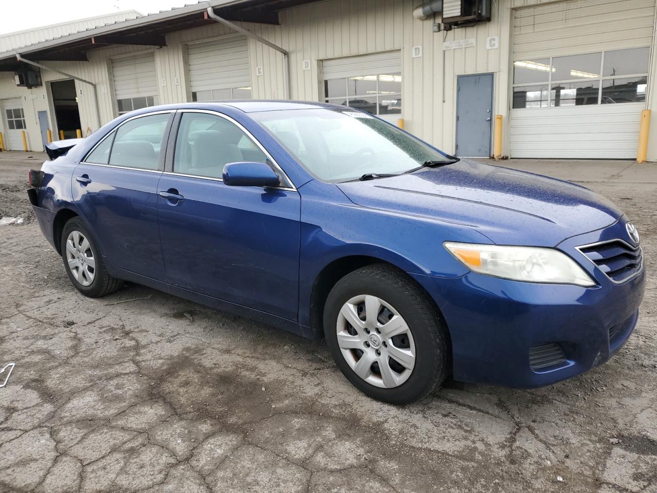 2011 Toyota Camry Base Blue vin: 4T4BF3EK7BR087749
