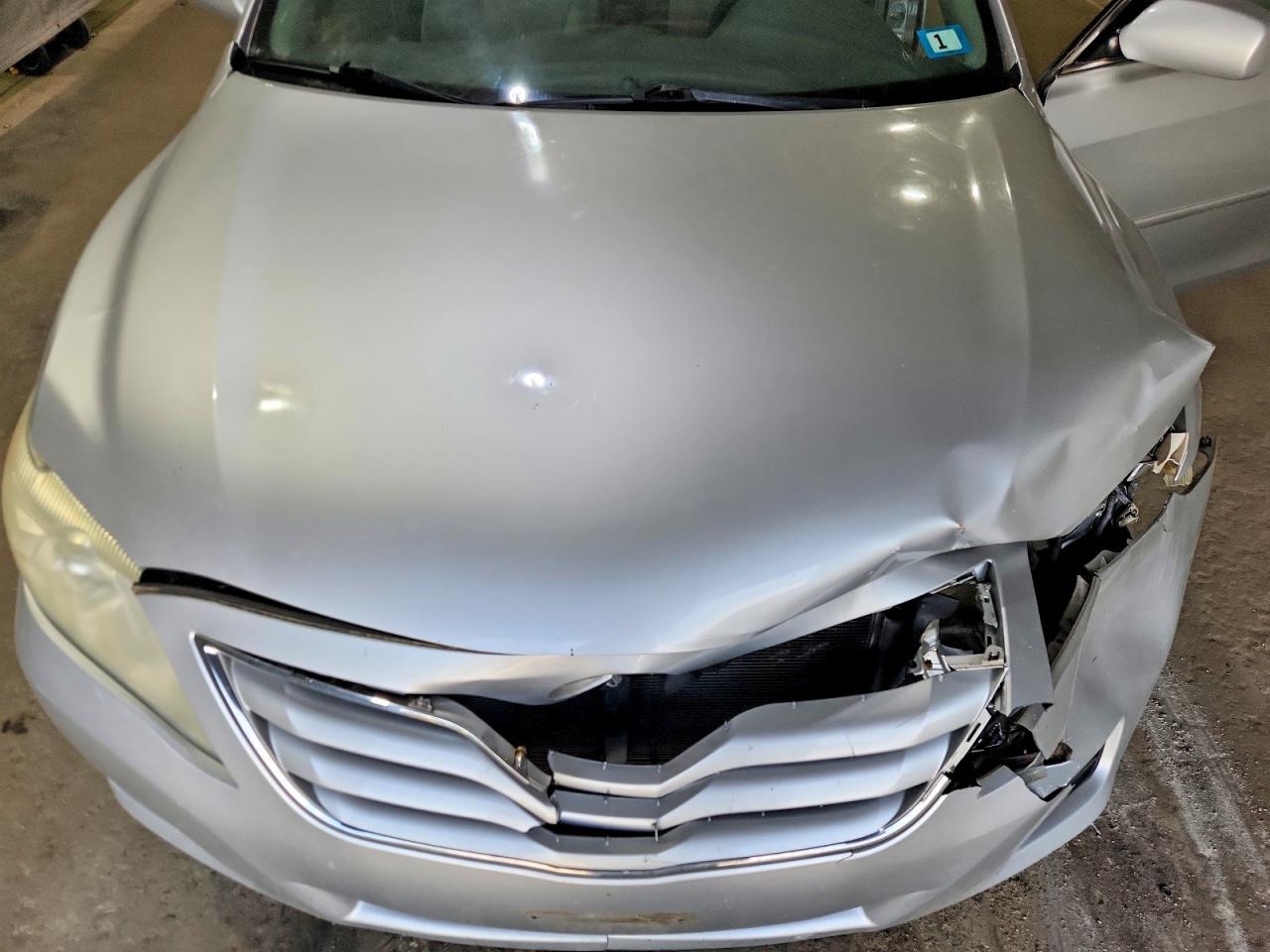 2011 Toyota Camry Silver vin: 4T4BF3EK7BR091686