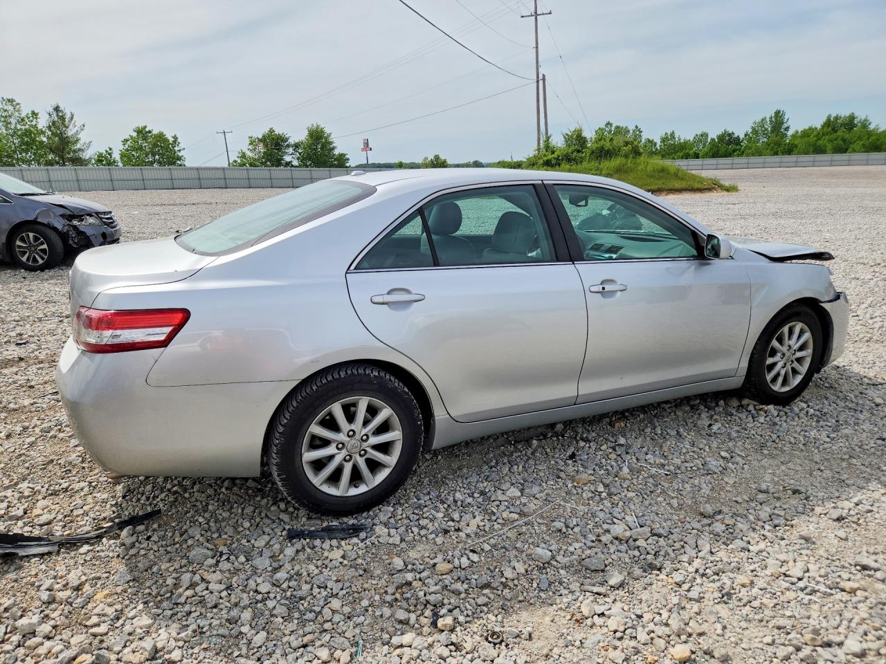 2011 Toyota Camry Xle Silver vin: 4T4BF3EK7BR101634