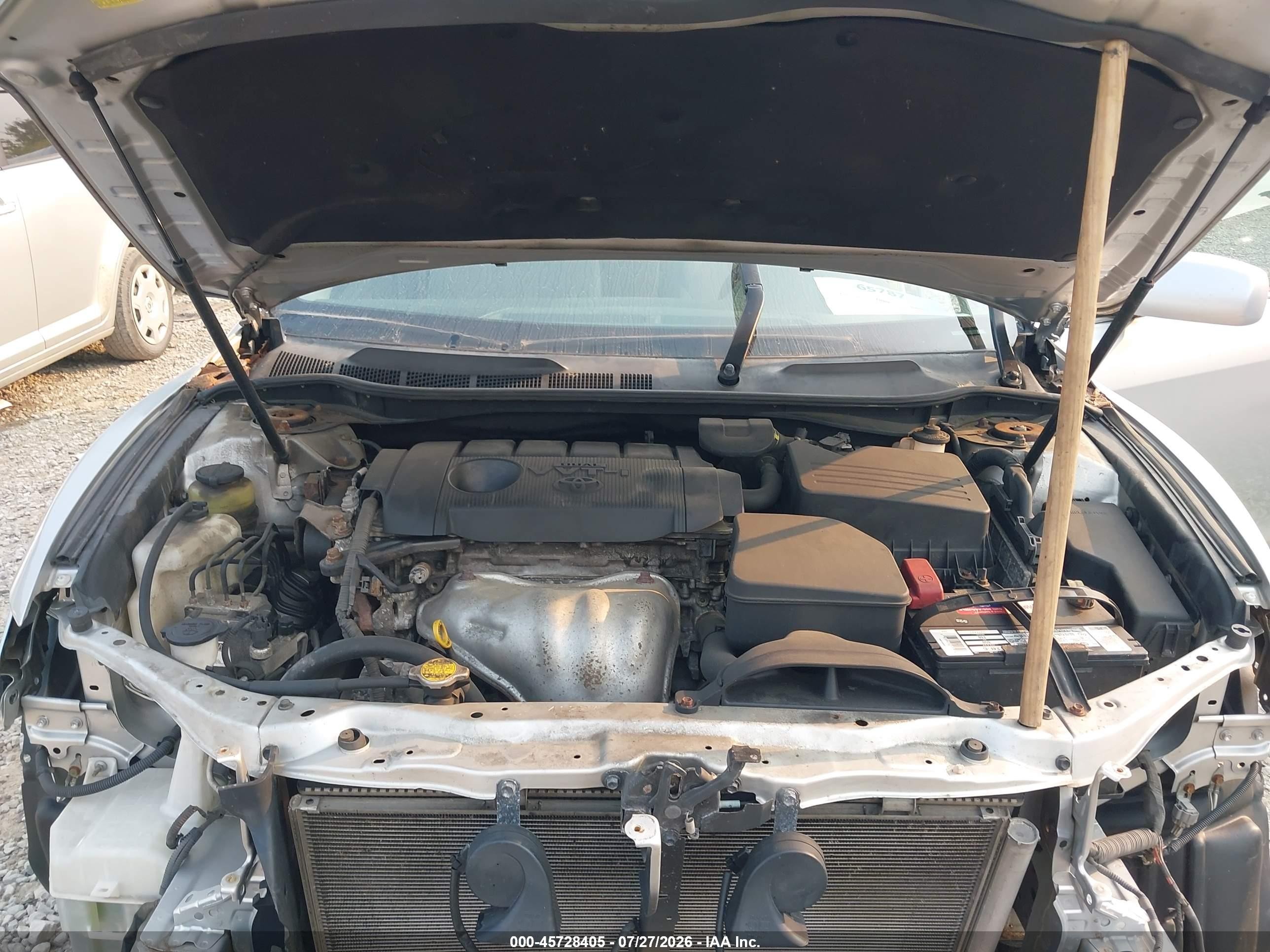 2011 Toyota Camry Le Серебряный vin: 4T4BF3EK7BR103190