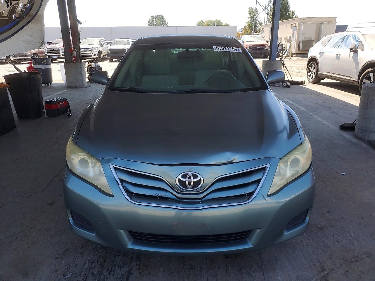 2011 Toyota Camry Le Teal vin: 4T4BF3EK7BR108650