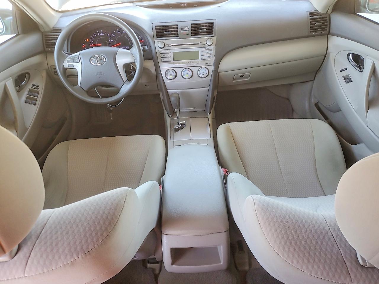 2011 Toyota Camry Le Teal vin: 4T4BF3EK7BR108650
