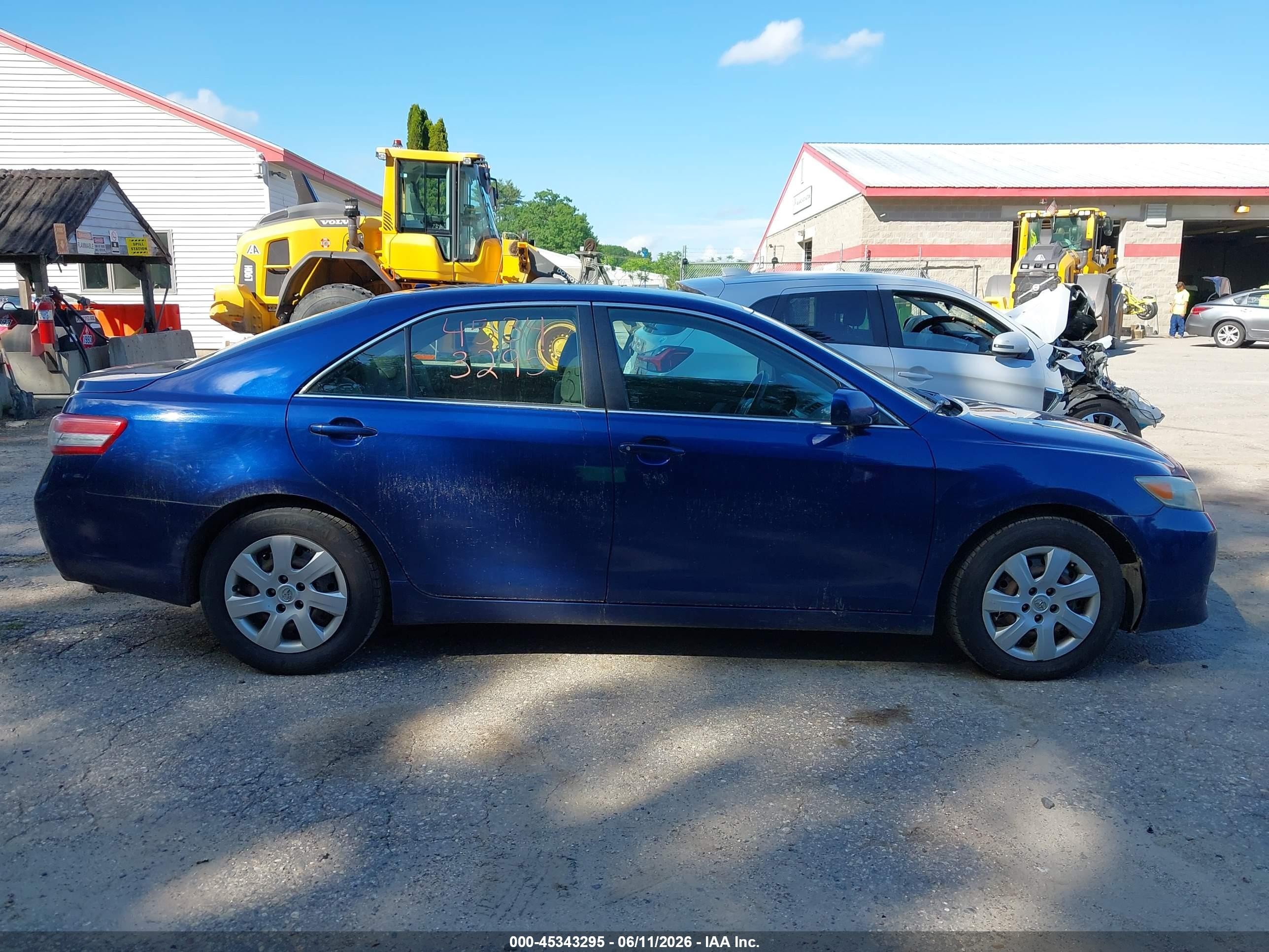 2011 Toyota Camry   Синий vin: 4T4BF3EK7BR127232