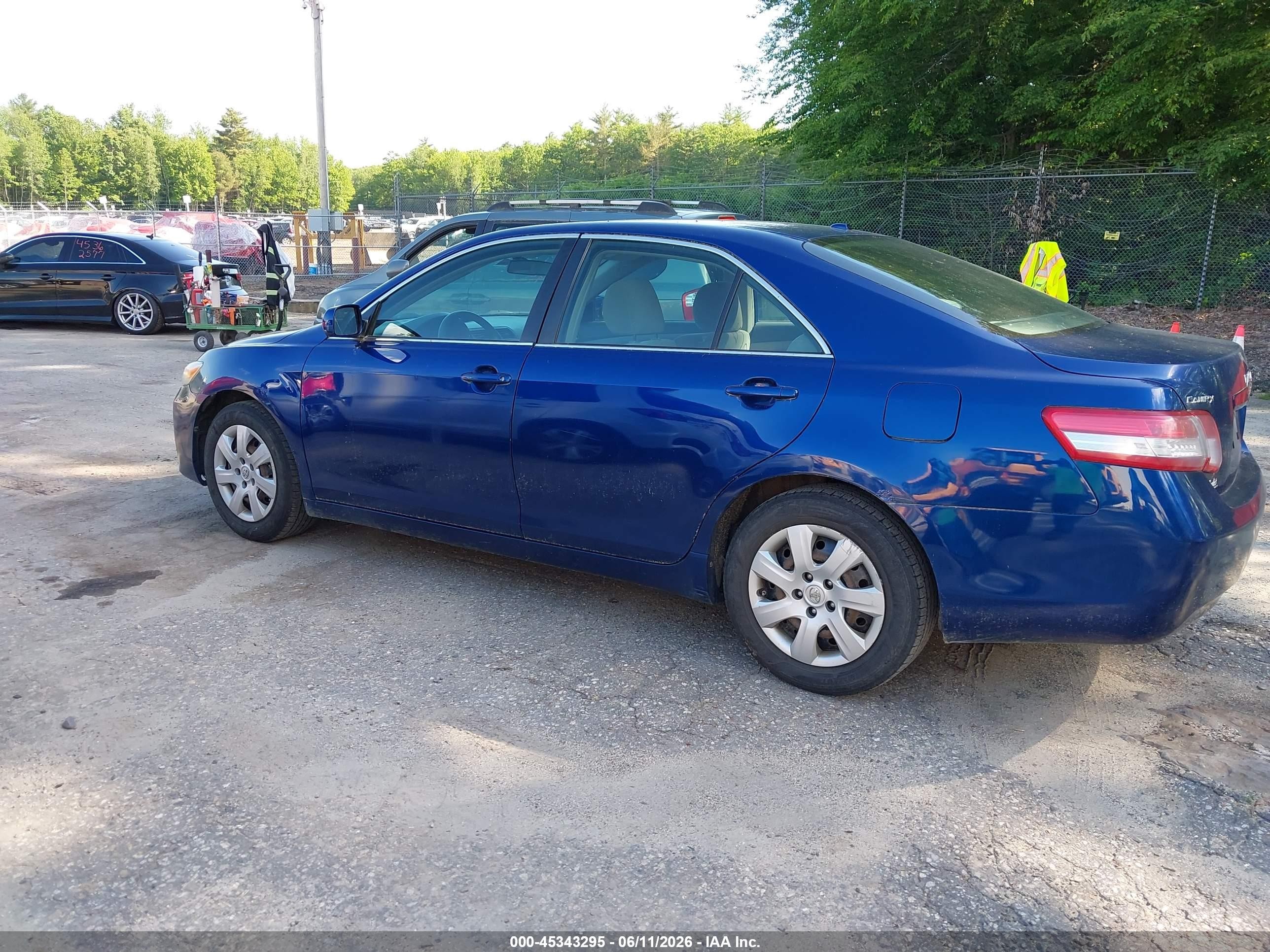 2011 Toyota Camry   Синий vin: 4T4BF3EK7BR127232