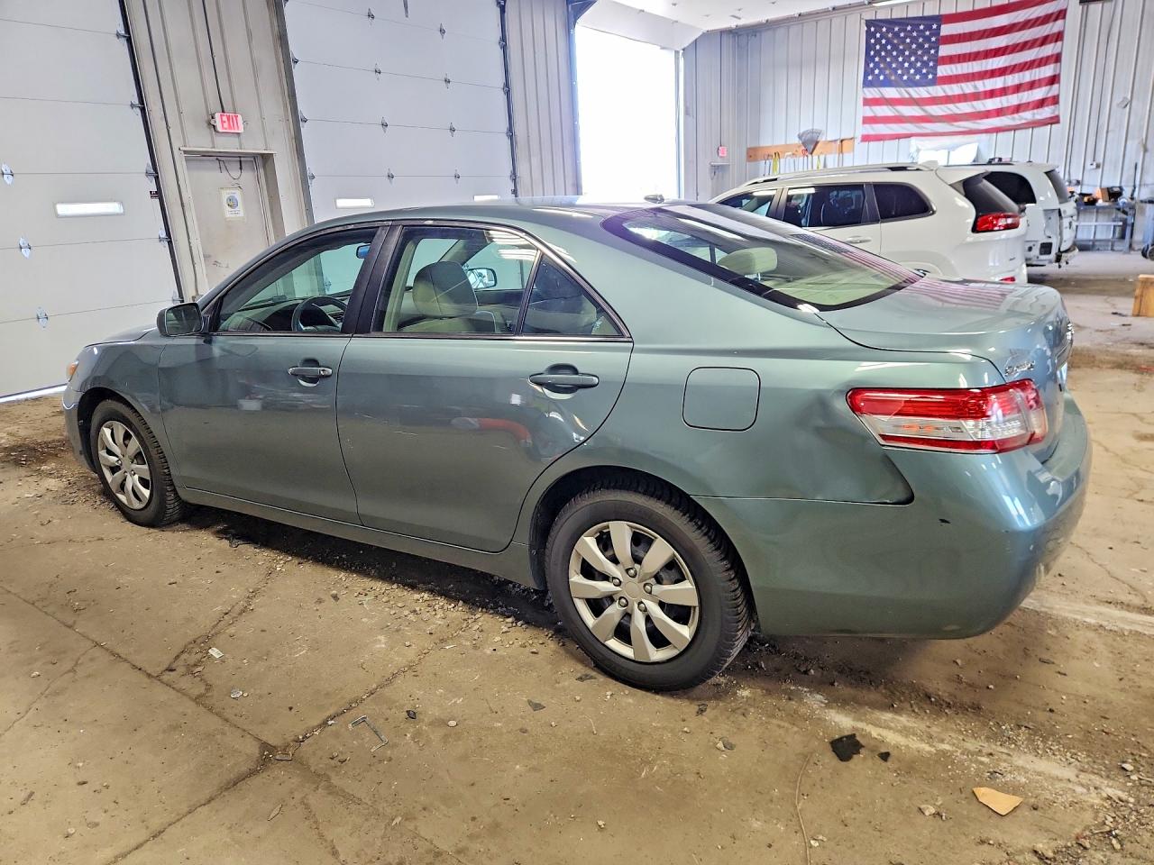 2011 Toyota Camry Le Turquoise vin: 4T4BF3EK7BR144063