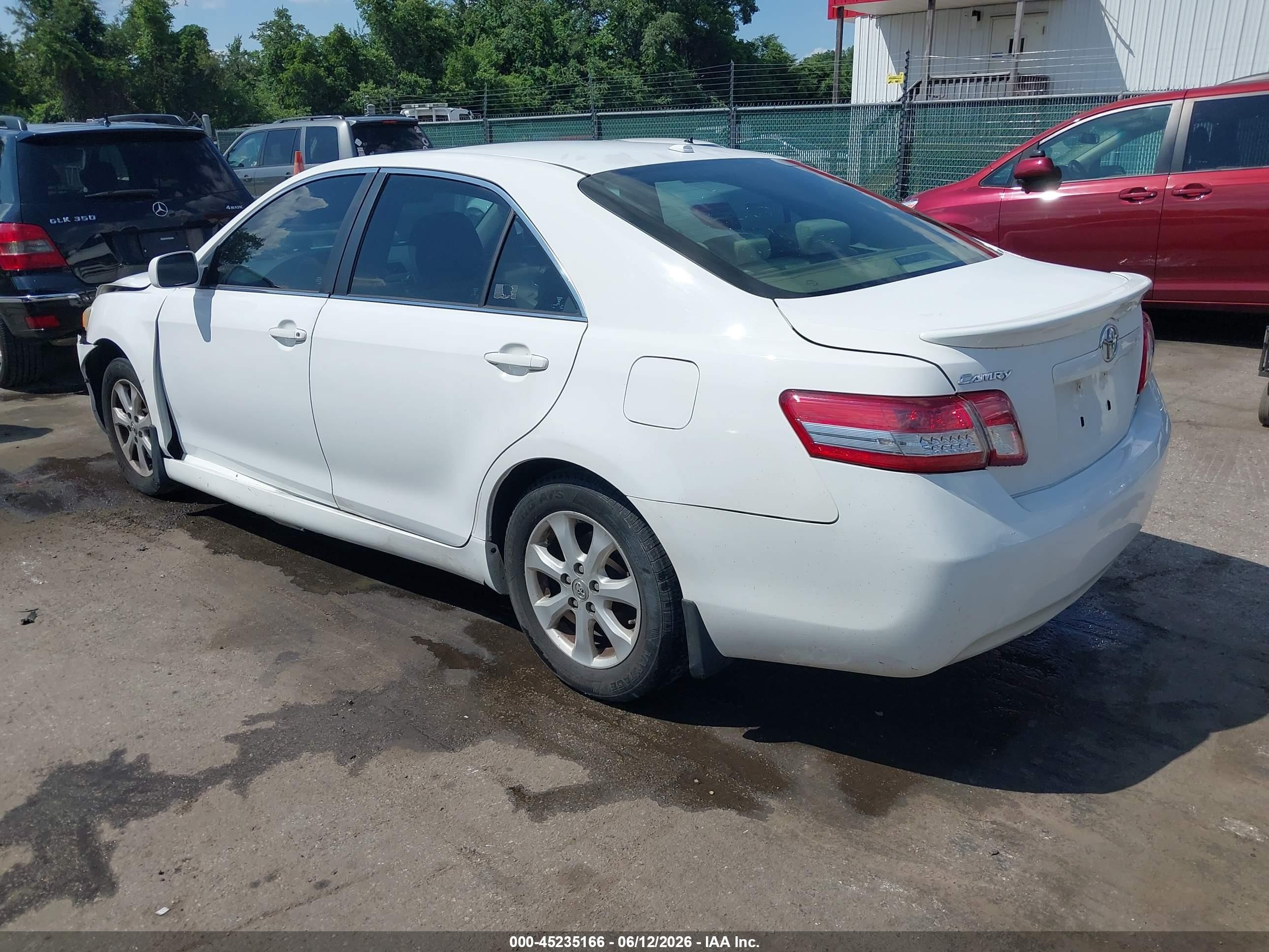 2011 Toyota Camry Le White vin: 4T4BF3EK7BR161865