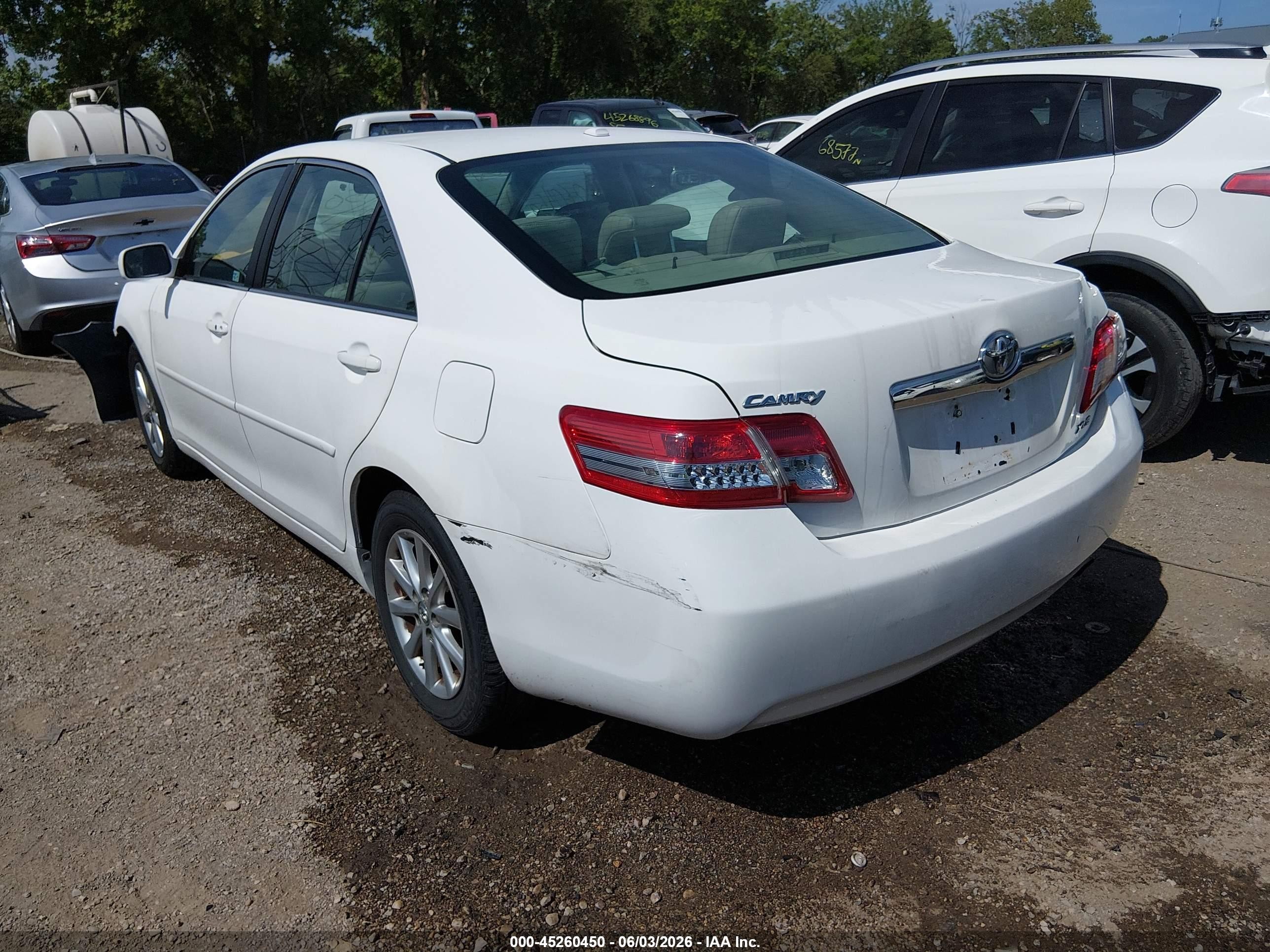 2011 Toyota Camry Xle White vin: 4T4BF3EK7BR185289
