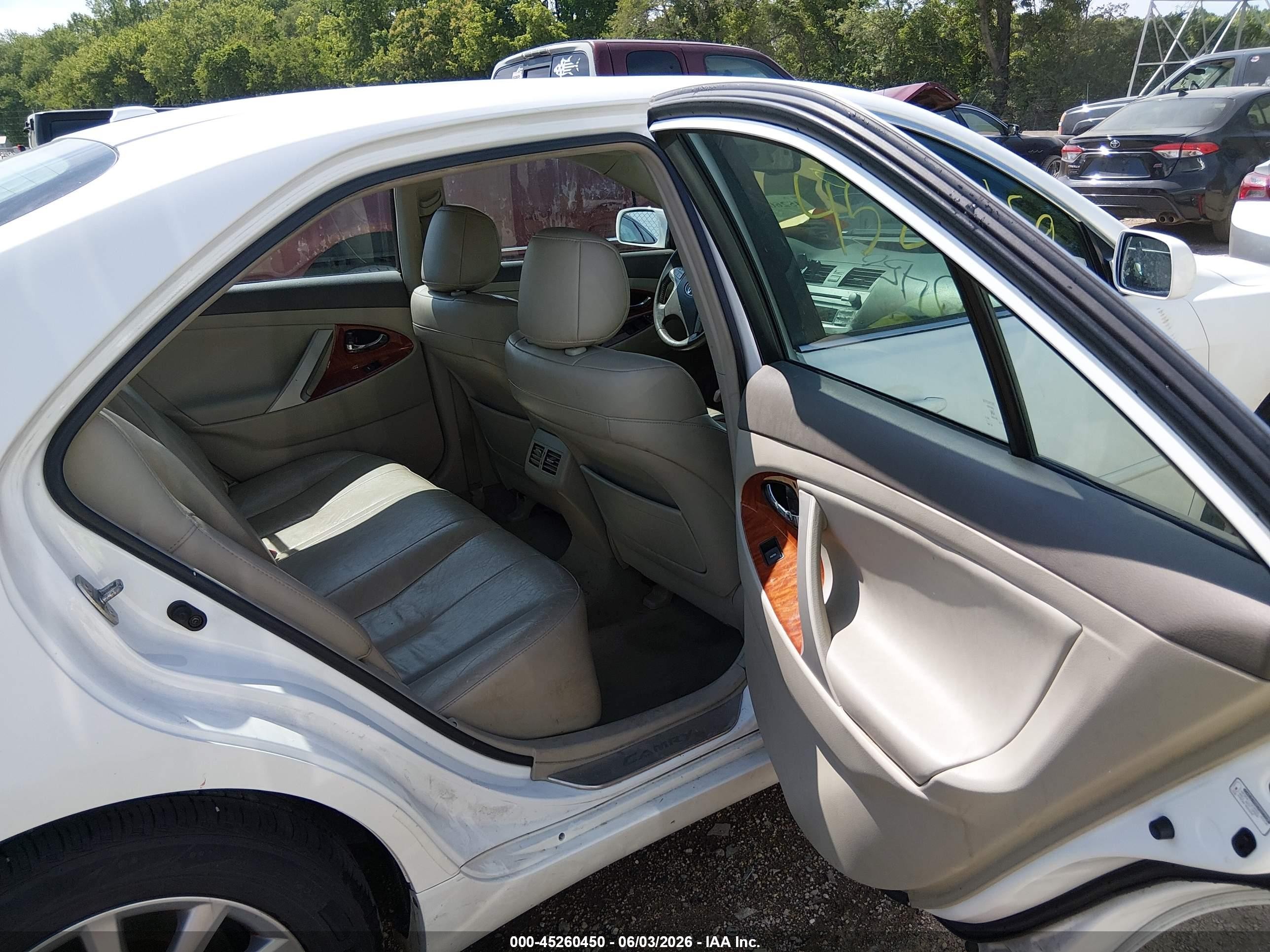 2011 Toyota Camry Xle White vin: 4T4BF3EK7BR185289