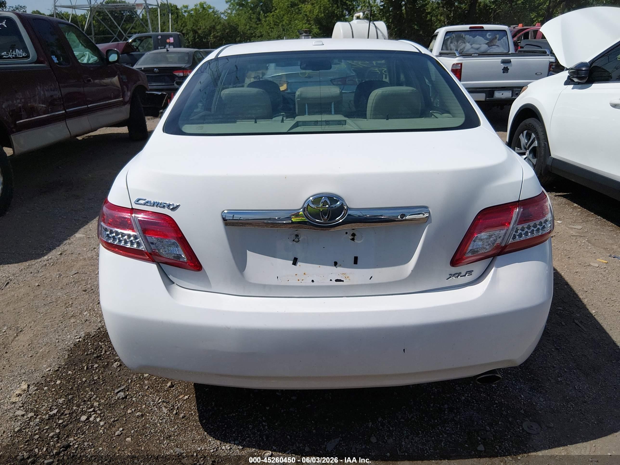 2011 Toyota Camry Xle White vin: 4T4BF3EK7BR185289
