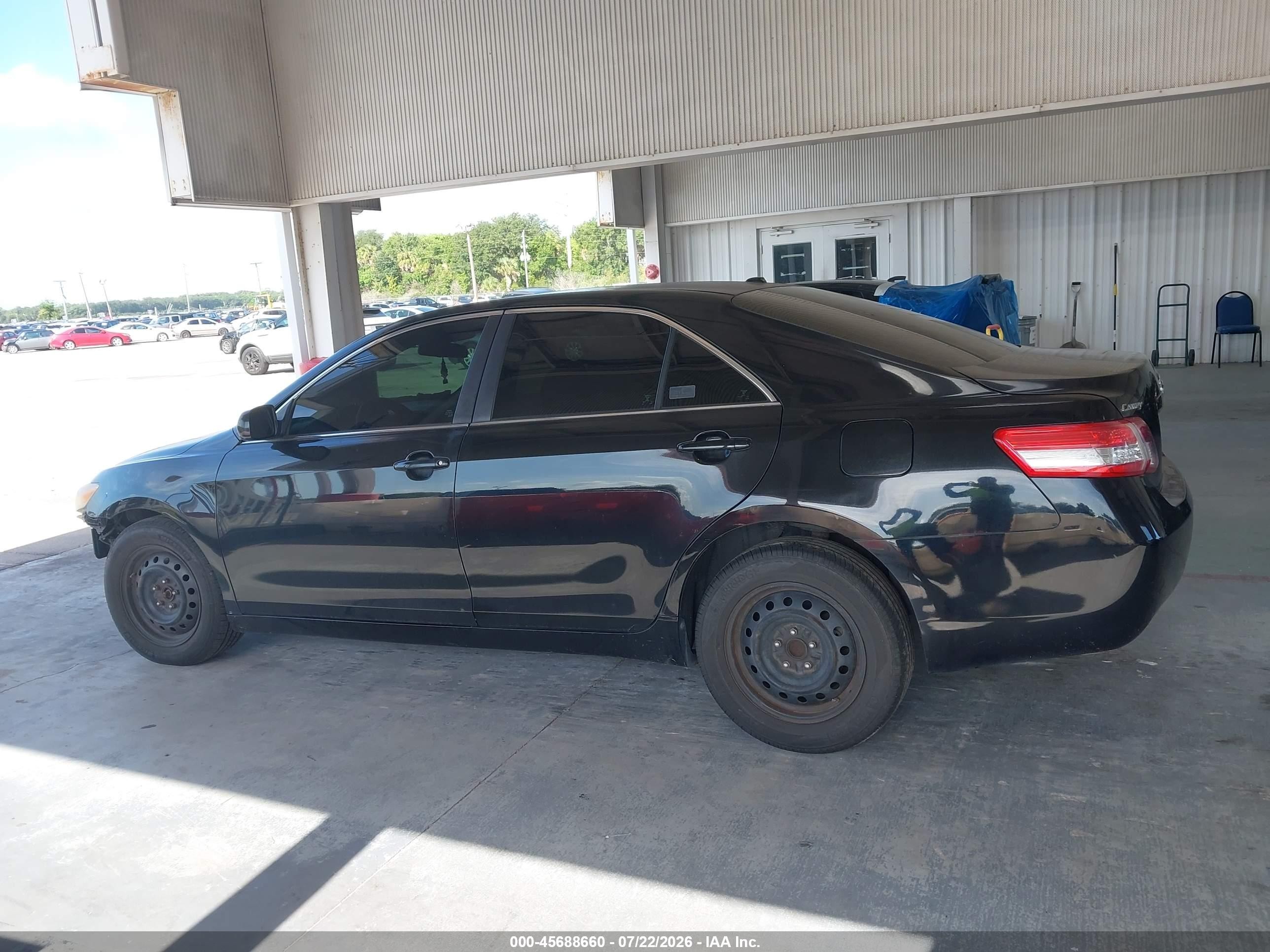 2011 Toyota Camry Le Black vin: 4T4BF3EK7BR195580