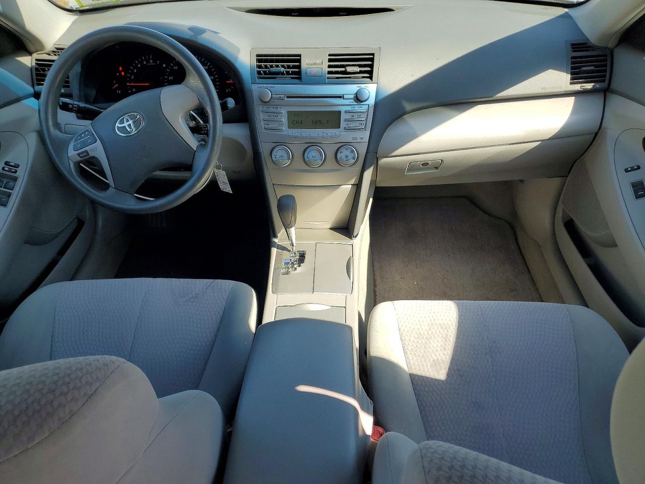 2011 Toyota Camry Le Gray vin: 4T4BF3EK7BR197717