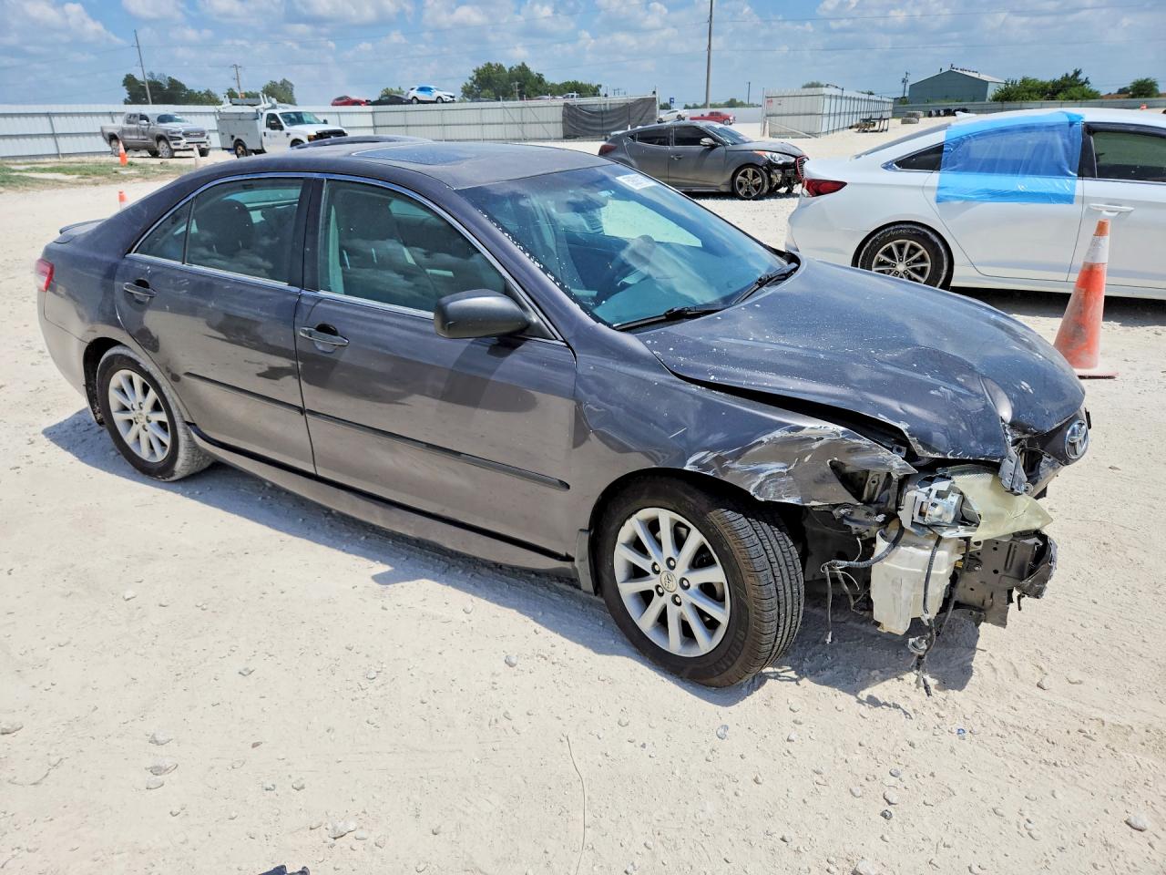 2011 Toyota Camry Xle Gray vin: 4T4BF3EK7BR201202