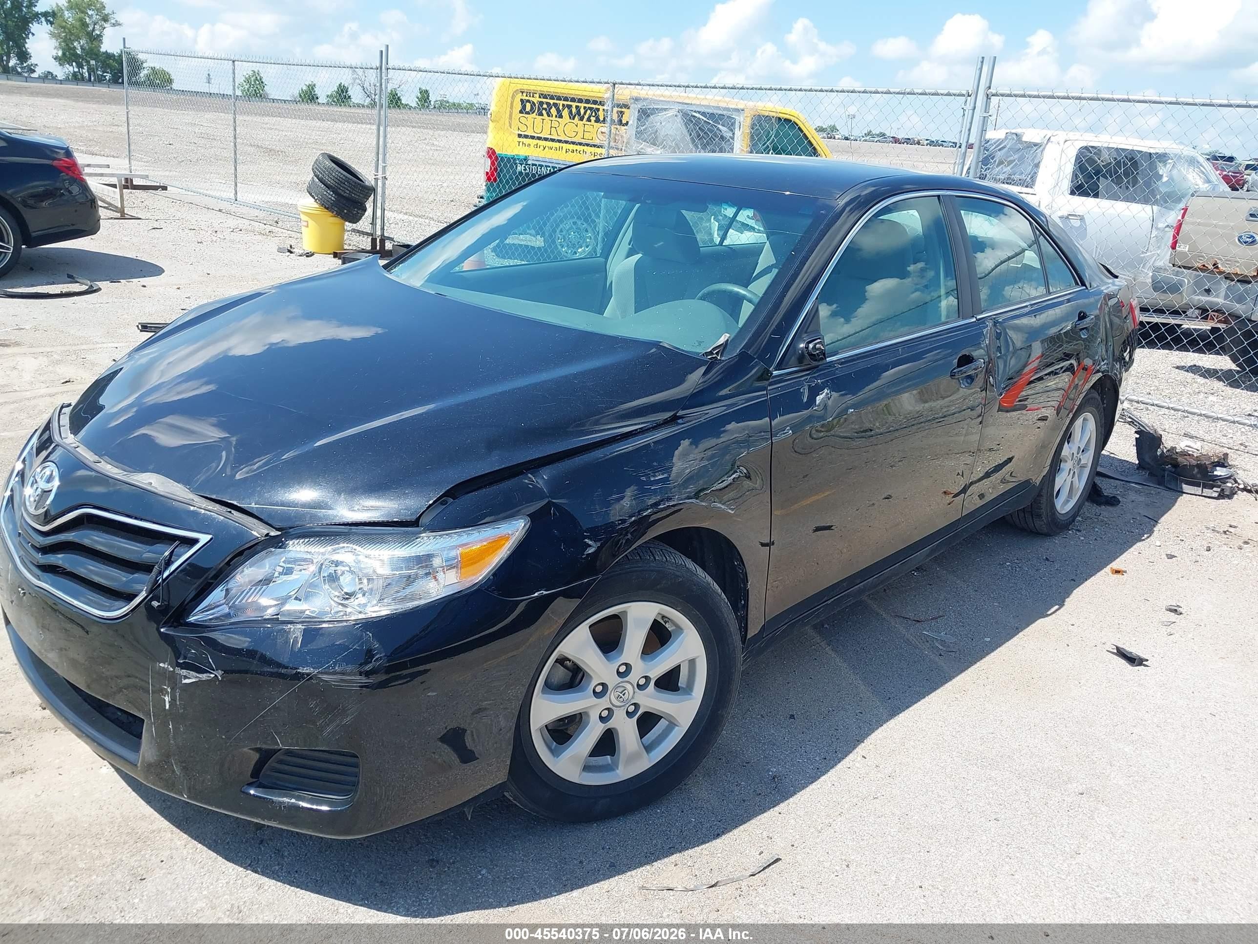 2011 Toyota Camry Le Black vin: 4T4BF3EK7BR206092