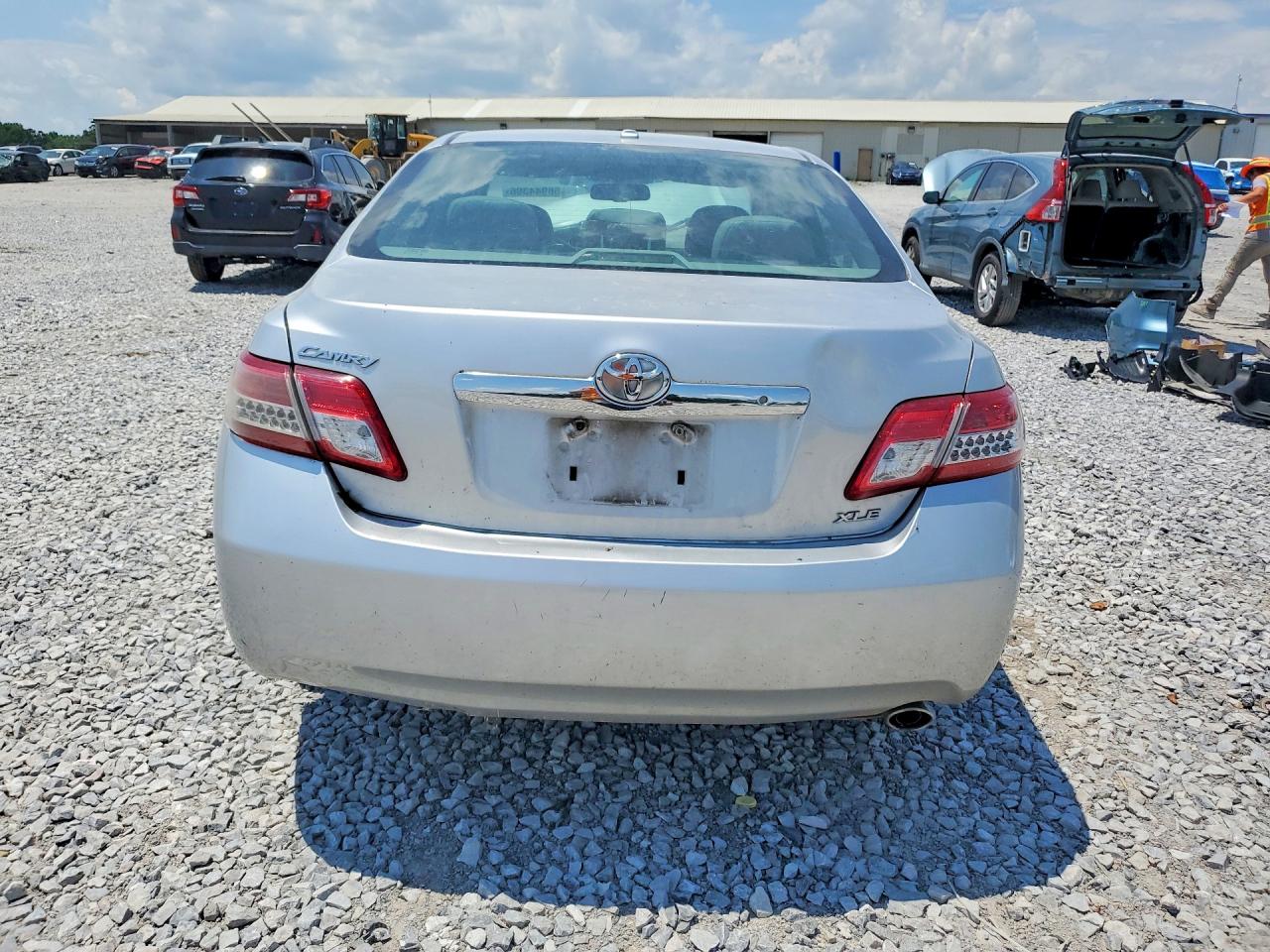 2011 Toyota Camry Silver vin: 4T4BF3EK7BR210871