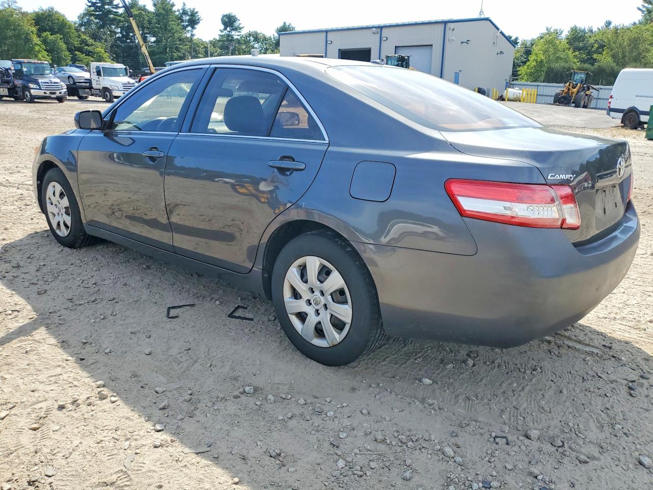 2010 Toyota Camry Le Gray vin: 4T4BF3EK8AR002108