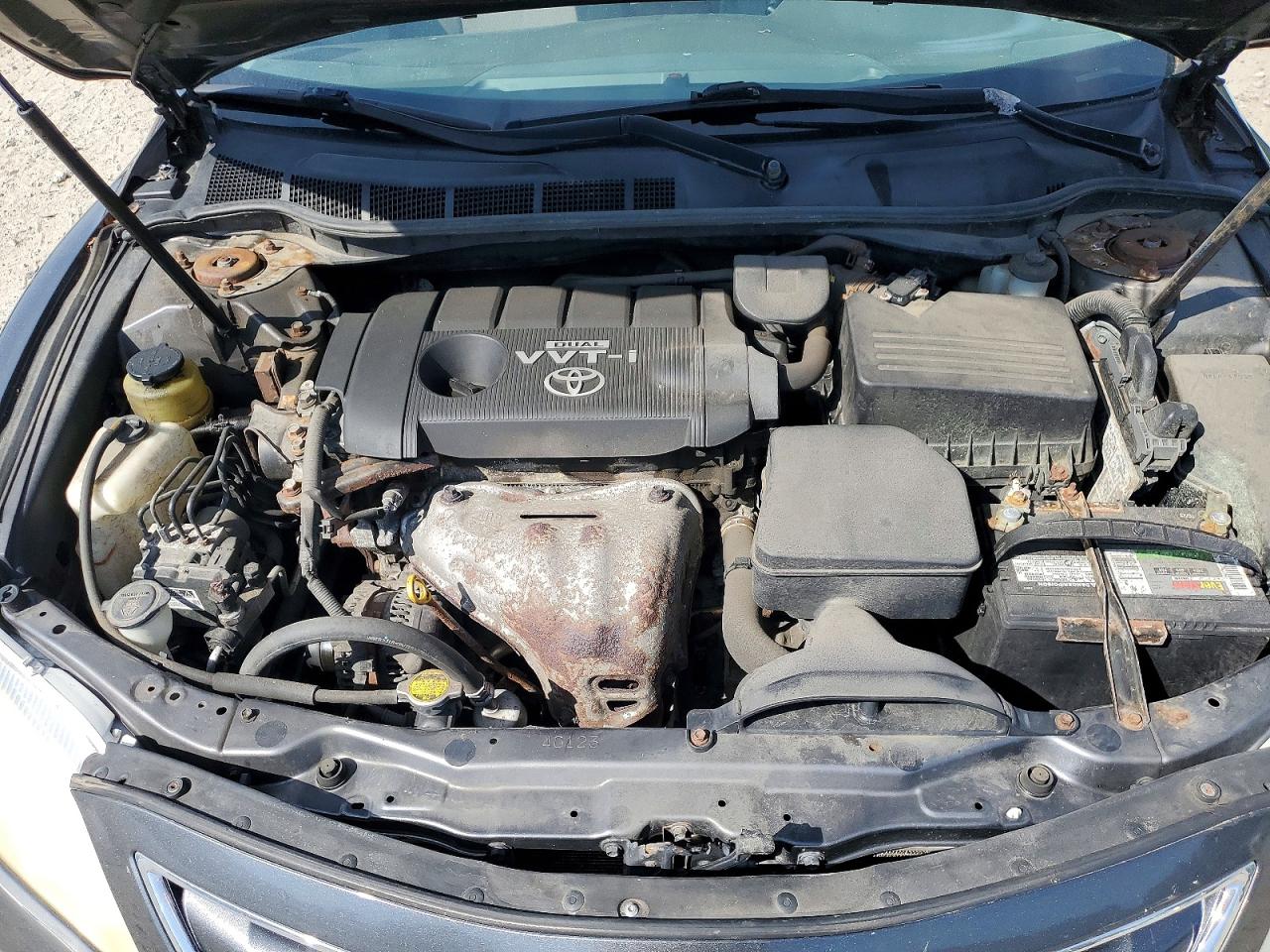 2010 Toyota Camry Le Gray vin: 4T4BF3EK8AR002108