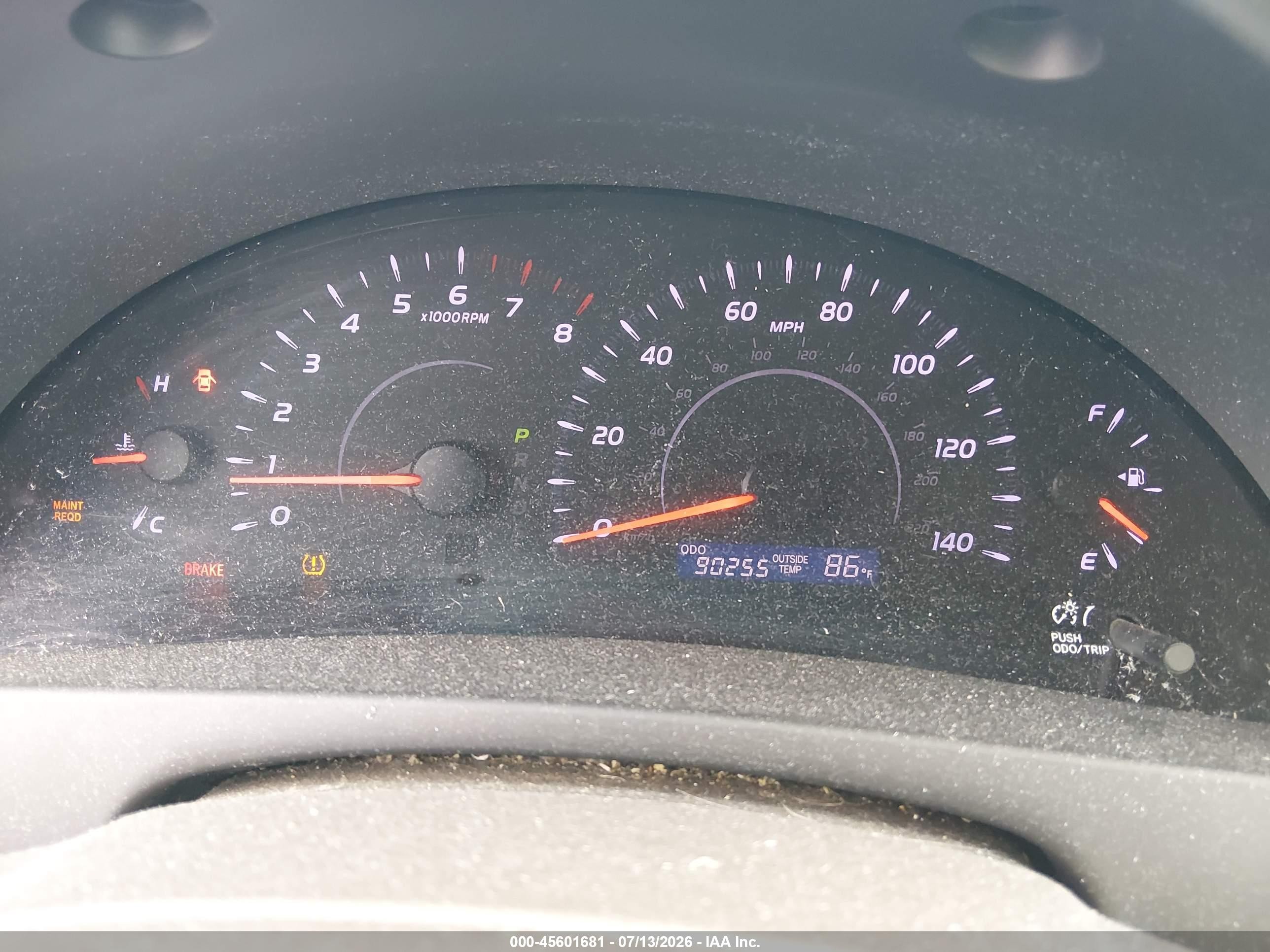2010 Toyota Camry Le Gold vin: 4T4BF3EK8AR004537
