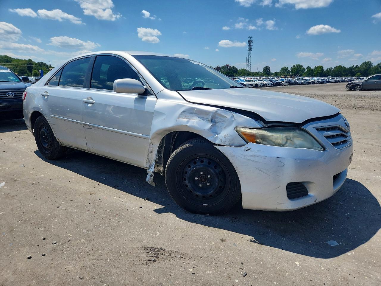 2010 Toyota Camry Le Silver vin: 4T4BF3EK8AR004747
