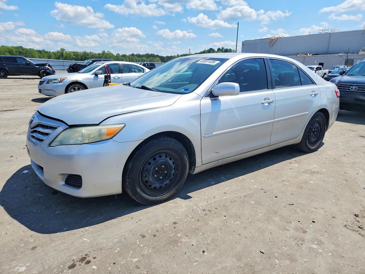 2010 Toyota Camry Le Silver vin: 4T4BF3EK8AR004747