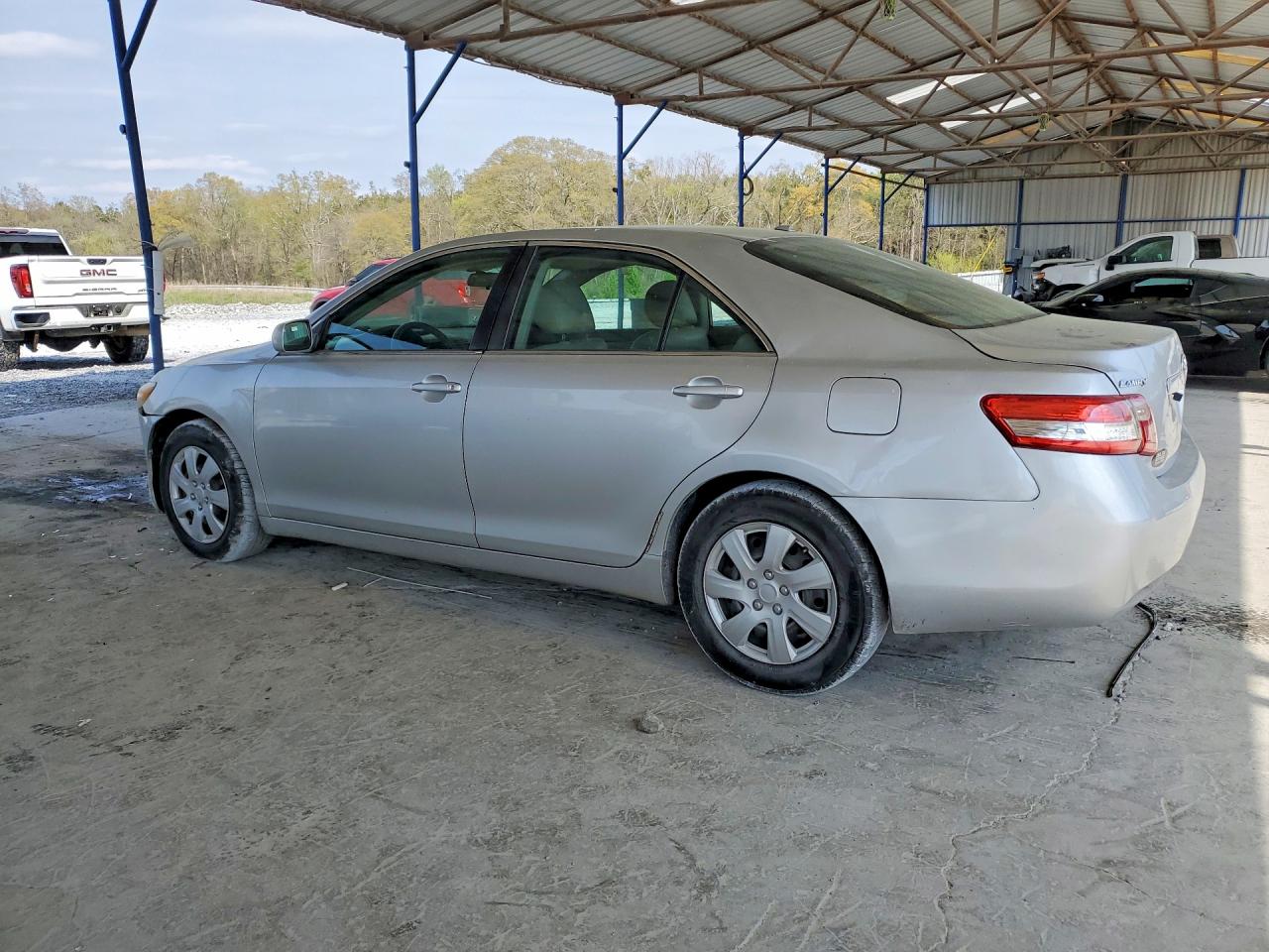2010 Toyota Camry Le Silver vin: 4T4BF3EK8AR008863