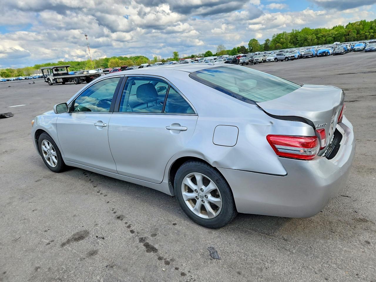 2010 Toyota Camry Silver vin: 4T4BF3EK8AR013688