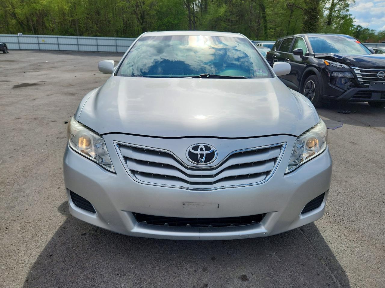 2010 Toyota Camry Silver vin: 4T4BF3EK8AR013688