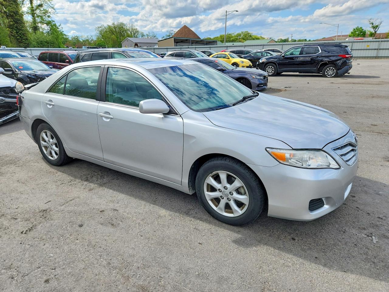 2010 Toyota Camry Silver vin: 4T4BF3EK8AR013688