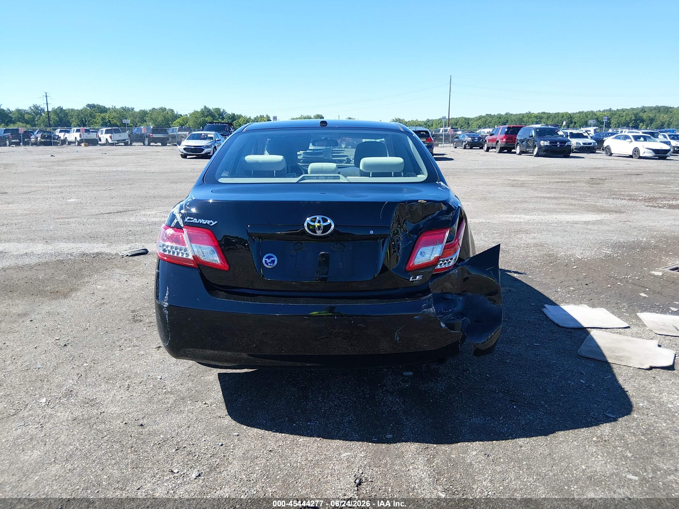 2010 Toyota Camry Le Black vin: 4T4BF3EK8AR018390