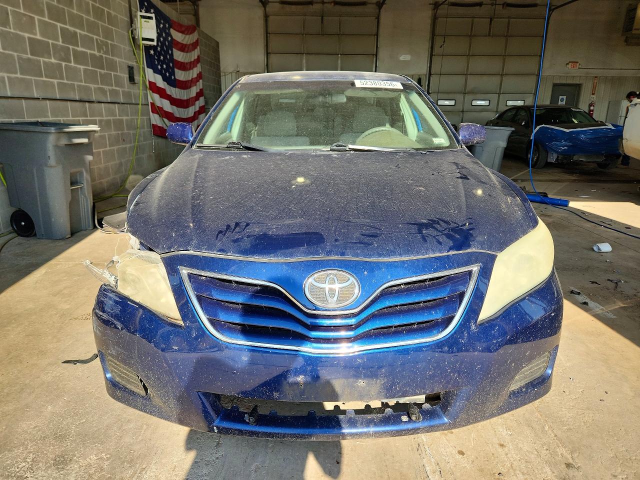 2010 Toyota Camry Le Blue vin: 4T4BF3EK8AR026716