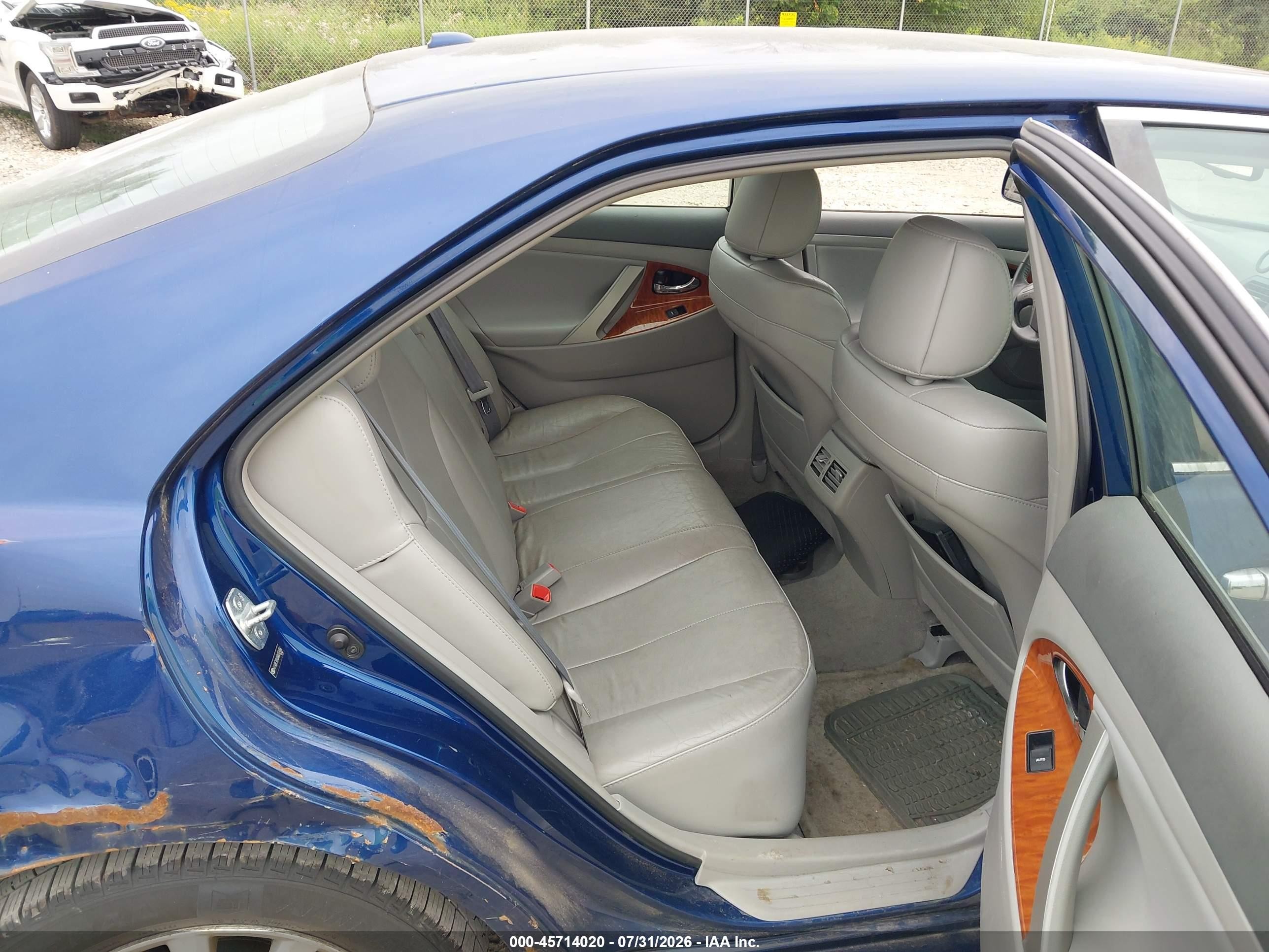 2010 Toyota Camry Xle Dark Blue vin: 4T4BF3EK8AR032466