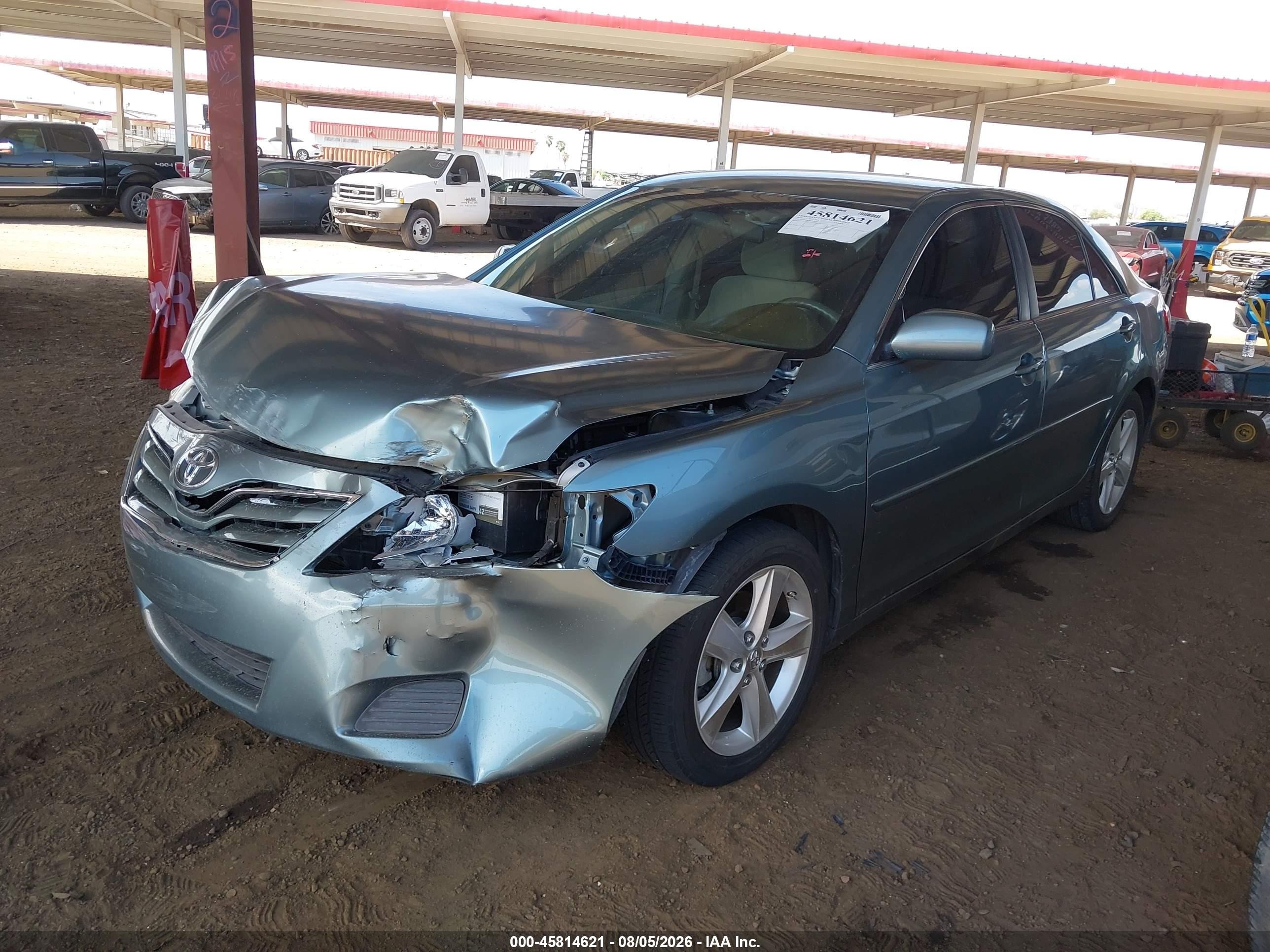 2010 Toyota Camry Le Gray vin: 4T4BF3EK8AR039630