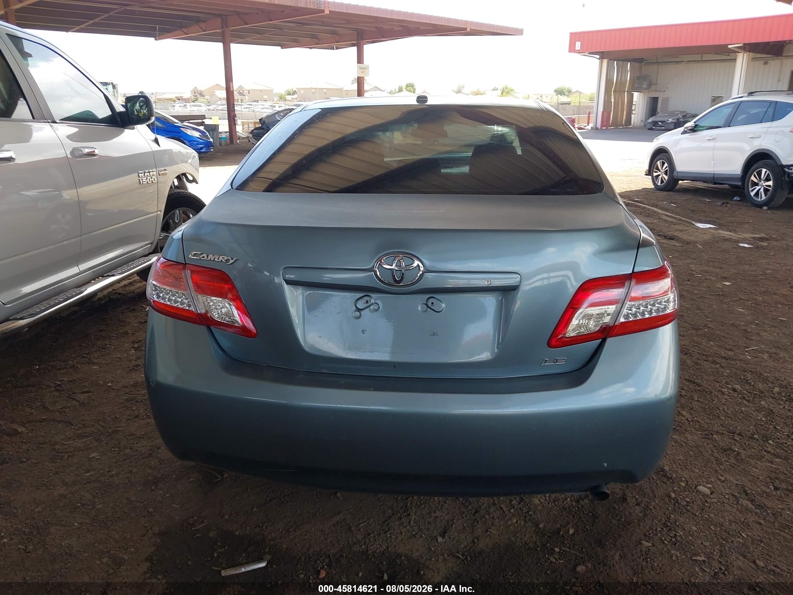 2010 Toyota Camry Le Gray vin: 4T4BF3EK8AR039630