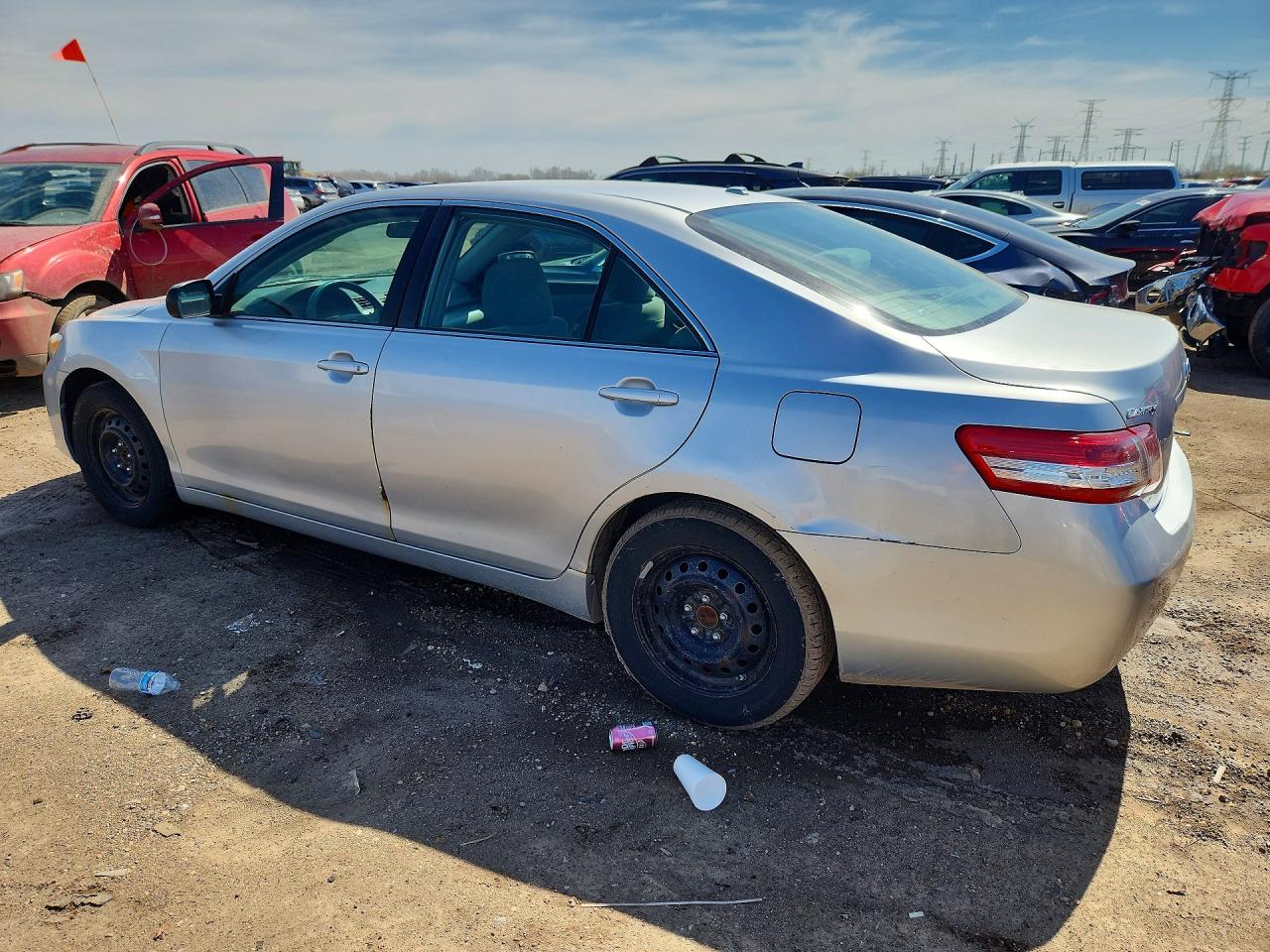 2010 Toyota Camry Le Silver vin: 4T4BF3EK8AR053365