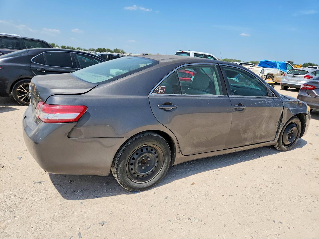 2010 Toyota Camry Le Gray vin: 4T4BF3EK8AR055181