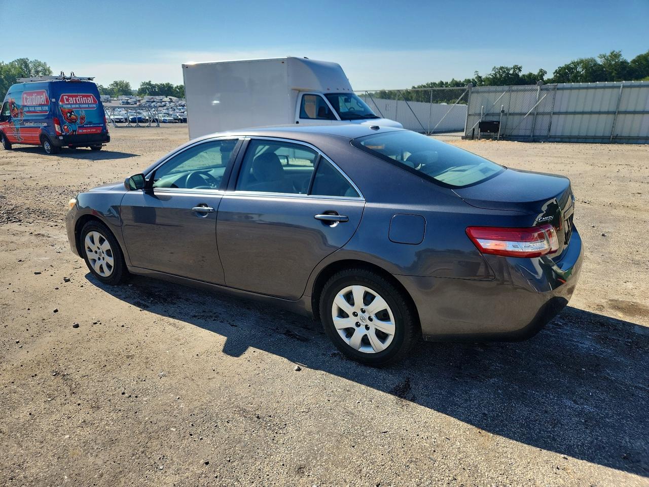 2010 Toyota Camry Le Gray vin: 4T4BF3EK8AR065340