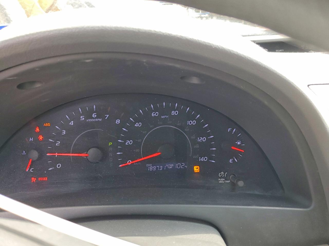 2010 Toyota Camry Le Red vin: 4T4BF3EK8AR066035