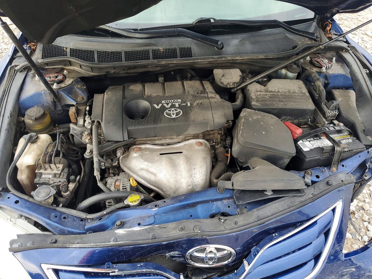 2010 Toyota Camry Le Blue vin: 4T4BF3EK8AR070103