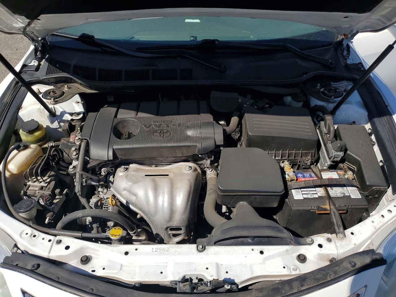 2010 Toyota Camry Le White vin: 4T4BF3EK8AR074927