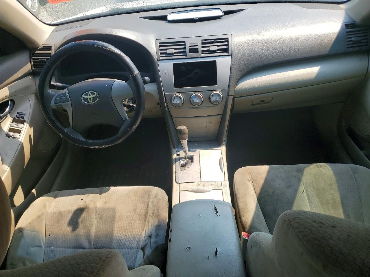 2010 Toyota Camry Le Белый vin: 4T4BF3EK8AR086253