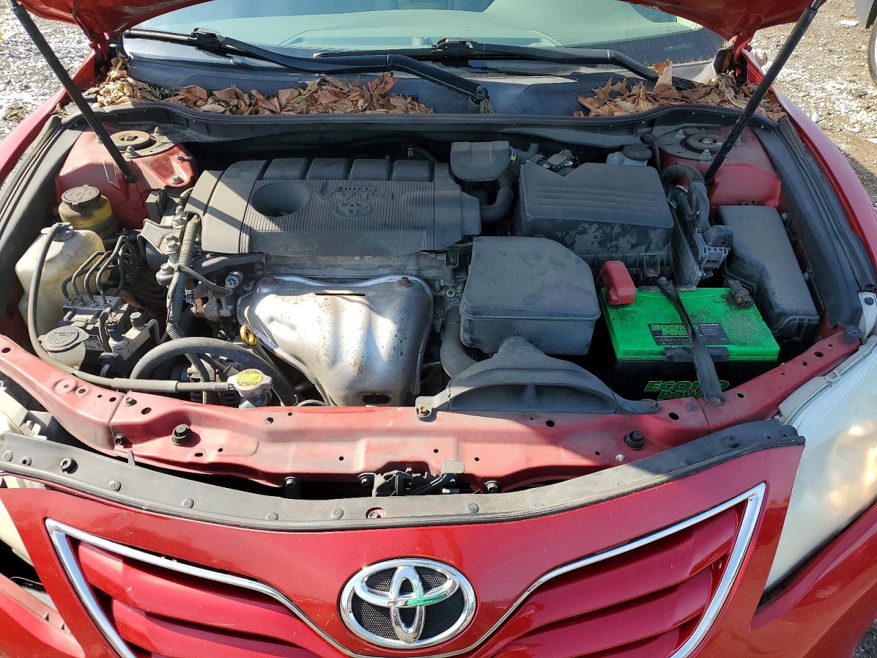 2010 Toyota Camry Le Red vin: 4T4BF3EK8AR087094