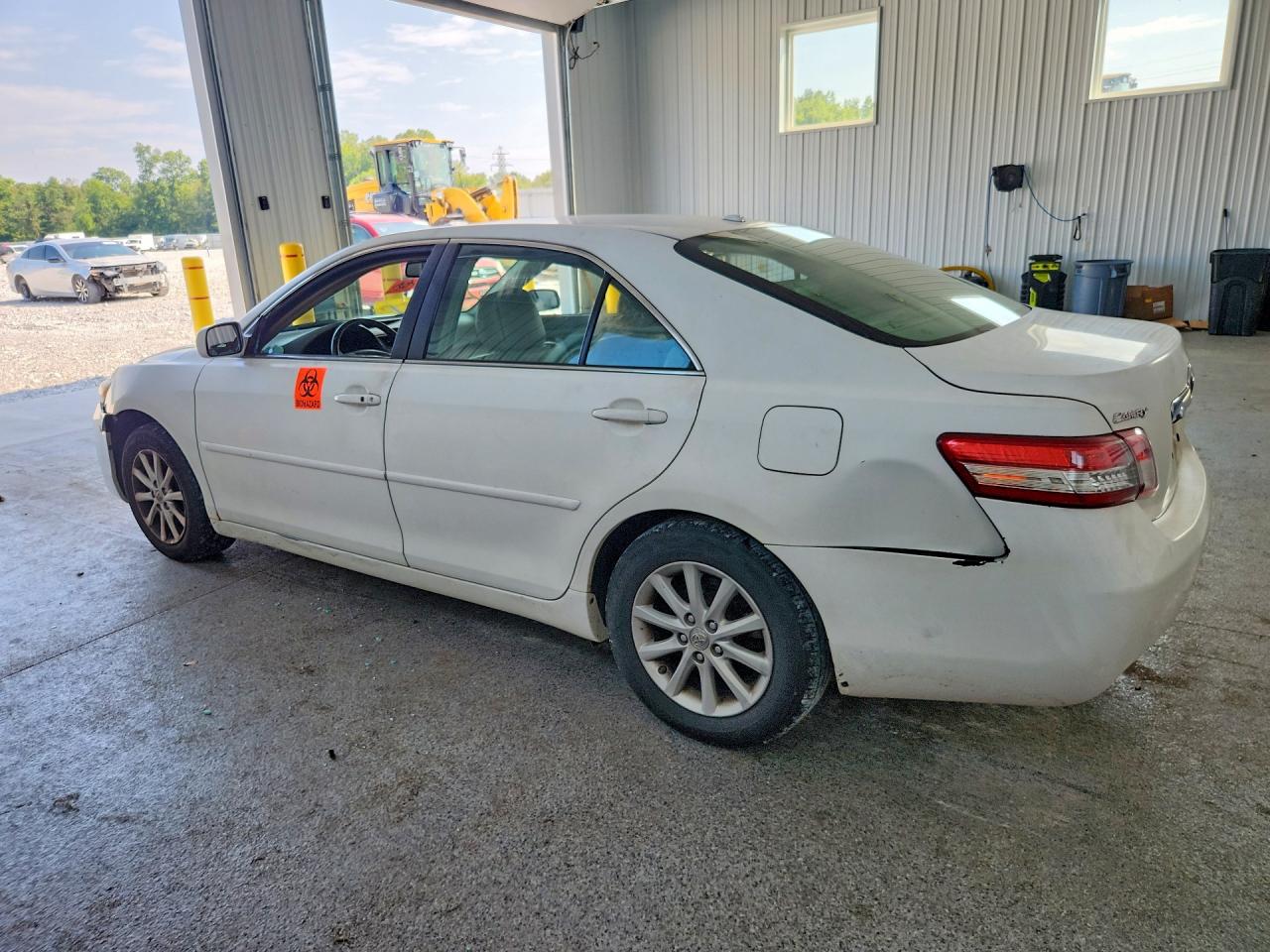 2011 Toyota Camry Xle White vin: 4T4BF3EK8BR092376