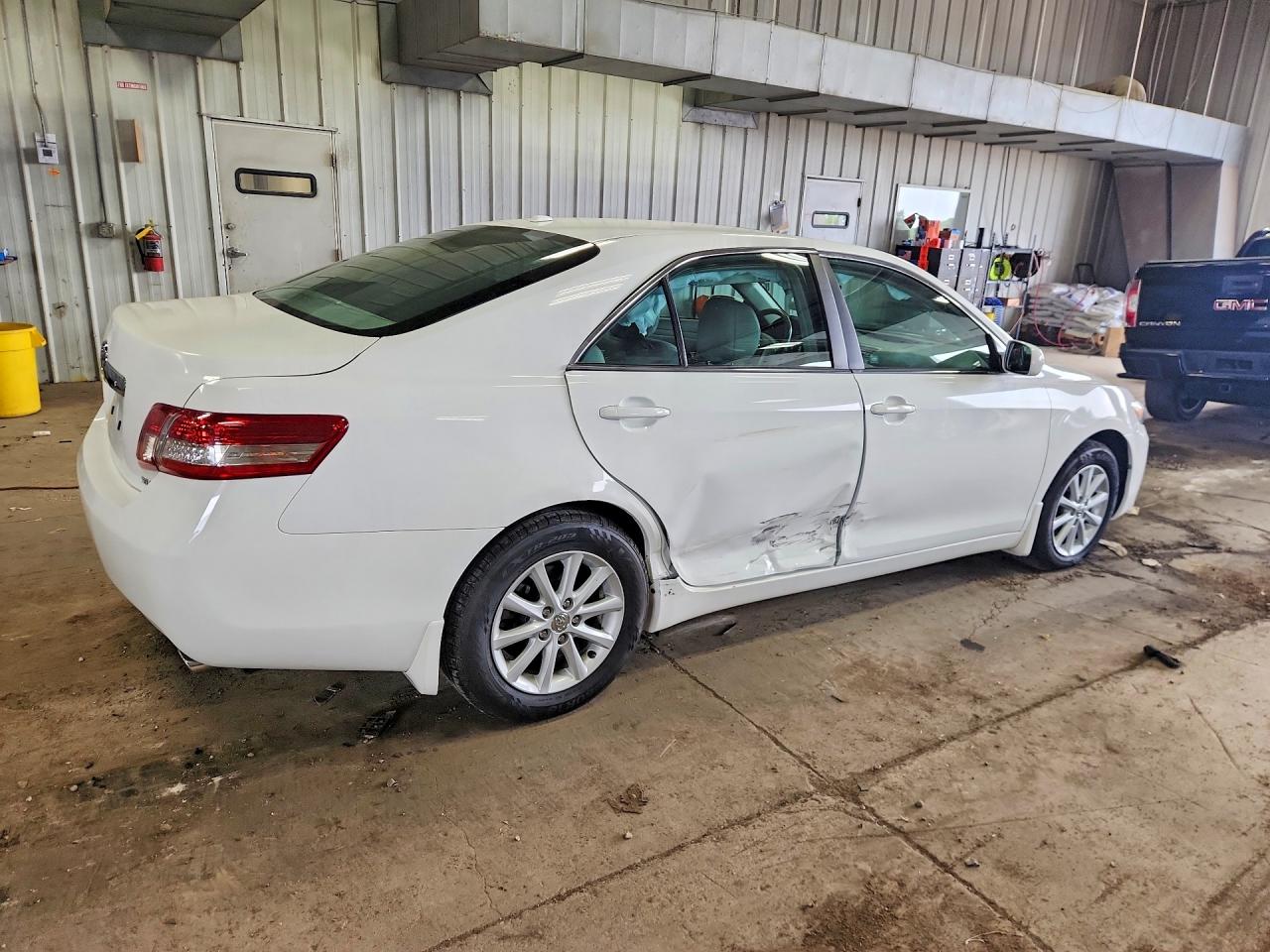 2011 Toyota Camry Xle Белый vin: 4T4BF3EK8BR100377
