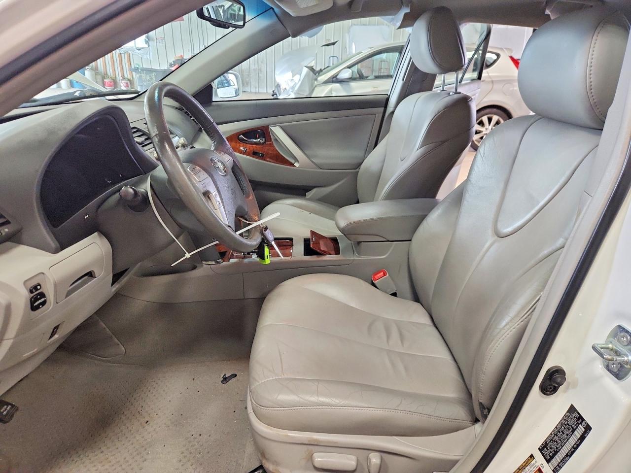 2011 Toyota Camry Xle Белый vin: 4T4BF3EK8BR100377