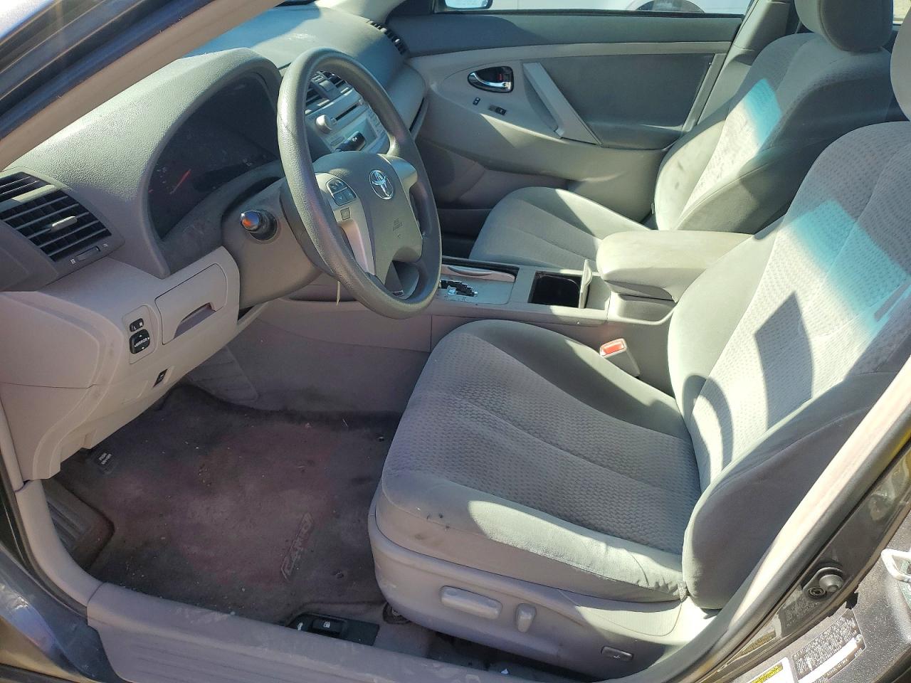 2011 Toyota Camry Le Gray vin: 4T4BF3EK8BR126459