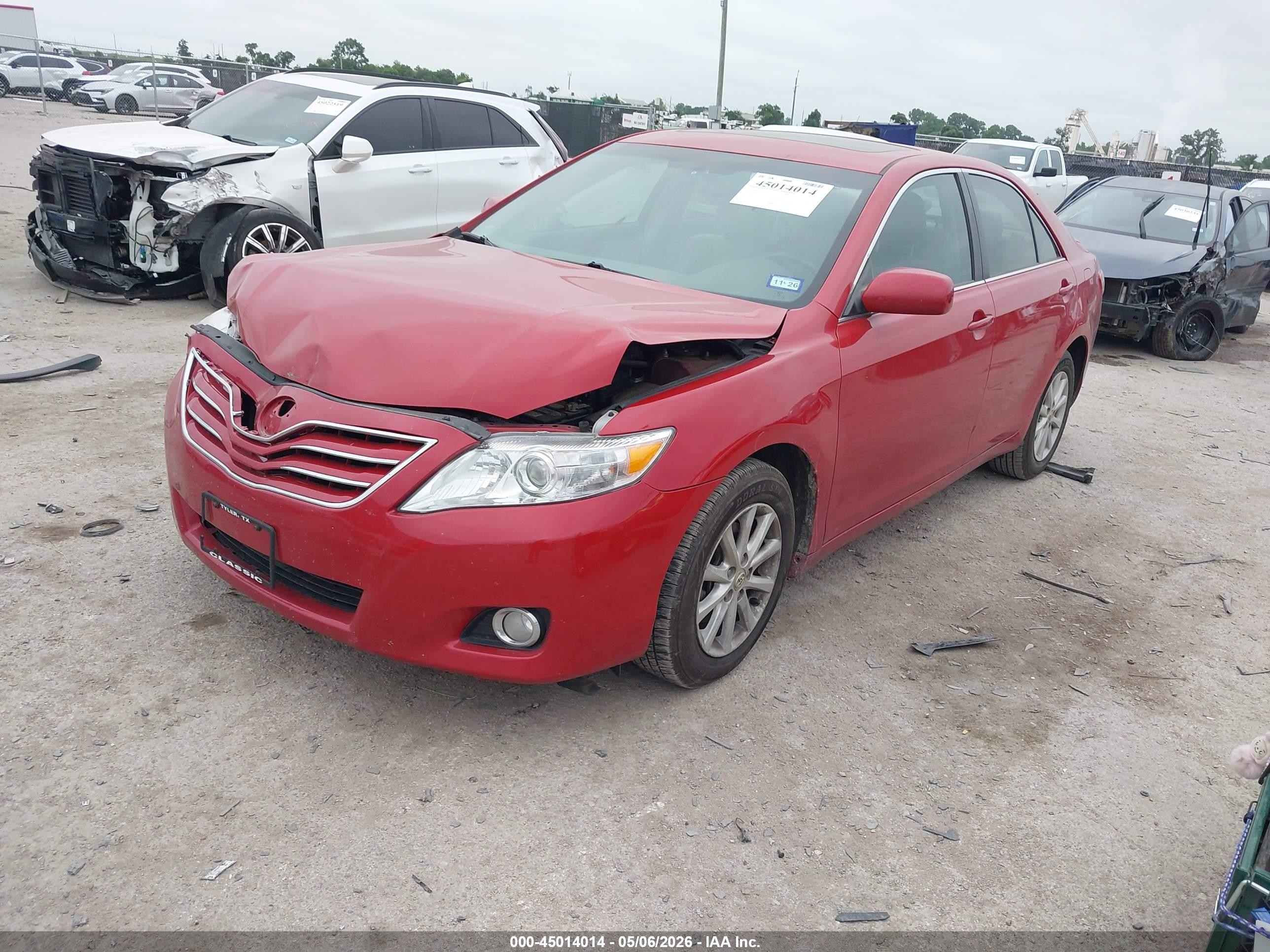 2011 Toyota Camry Xle Red vin: 4T4BF3EK8BR150731