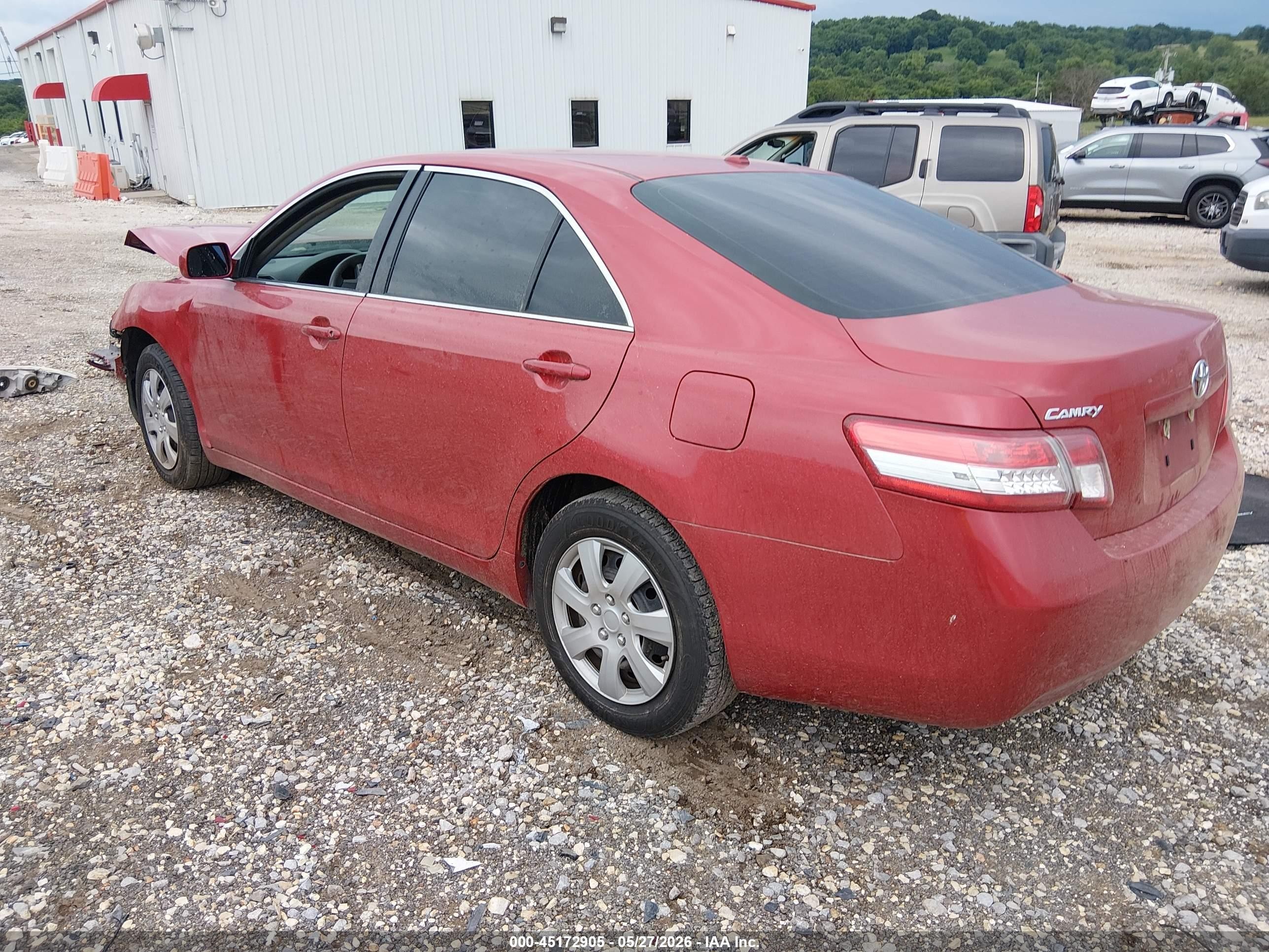 2011 Toyota Camry Le Red vin: 4T4BF3EK8BR162247